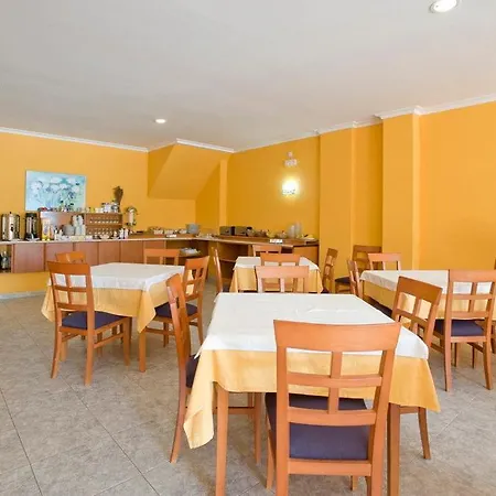 La Perla Lejlighedshotel