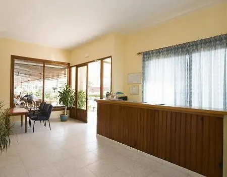 La Perla Lejlighedshotel 2*